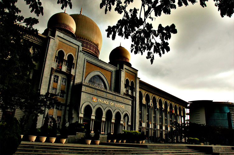 Palace of Justice, Malaysia (photo credit: Matthew Ong/flickr)