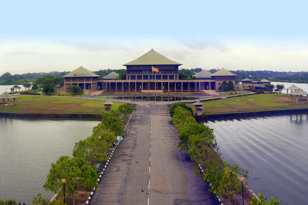 Parliament building of Sri Lanka (photo credit: pun:chat)