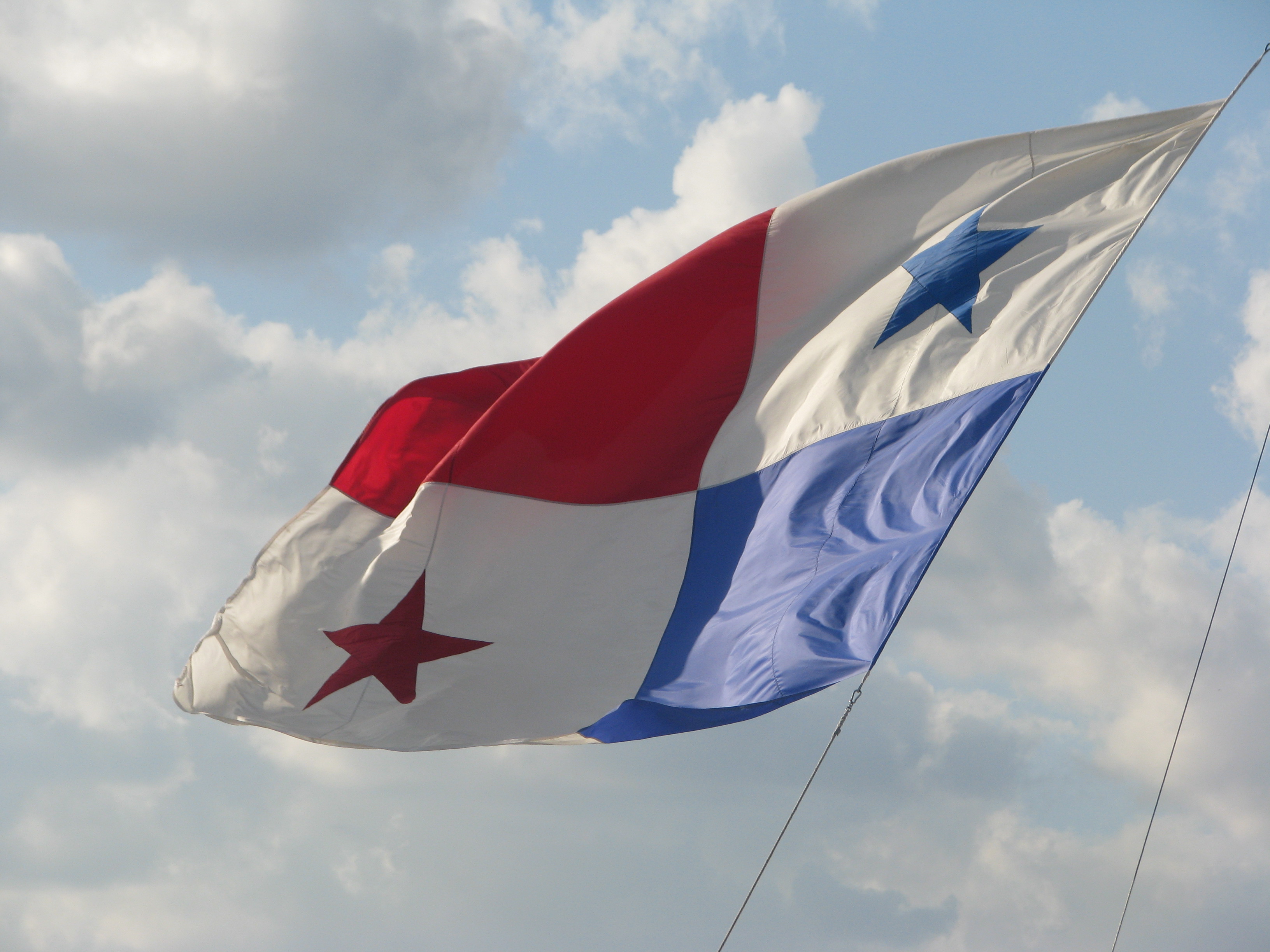 Flag of Panama (photo credit: Jessie/flickr)