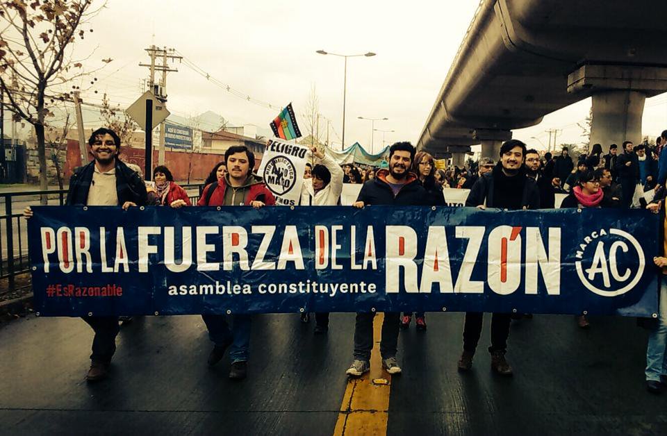 A march for a constituent assembly in 2015 (photo credit: Twitter/@Cris_MunozRoa)