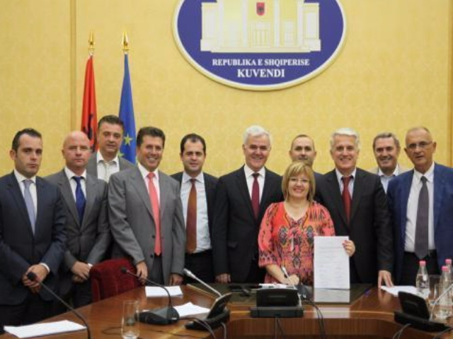 Ad hoc parliamentary commission on judicial reforms (photo credit: Albanian Parliament)