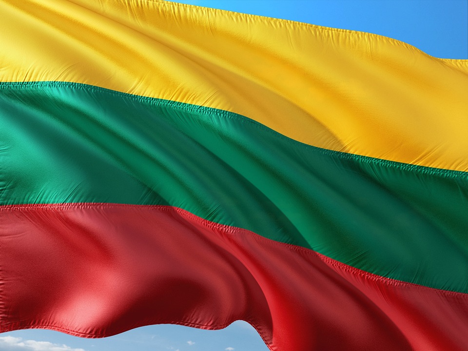 Flag of Lithuania (photo credit: jorono via pixabay)