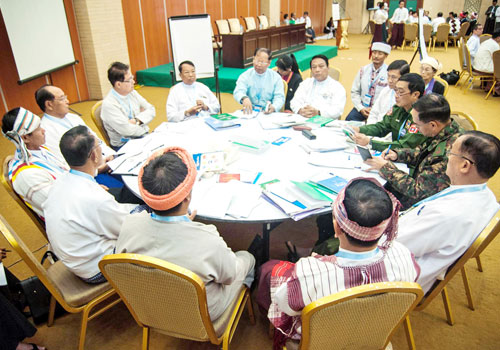 Participants hold discussions at the Union Peace Conference in Nay Pyi Taw on 13 January 2016 (photo credit: Aung Khant, The Myanmar Times)