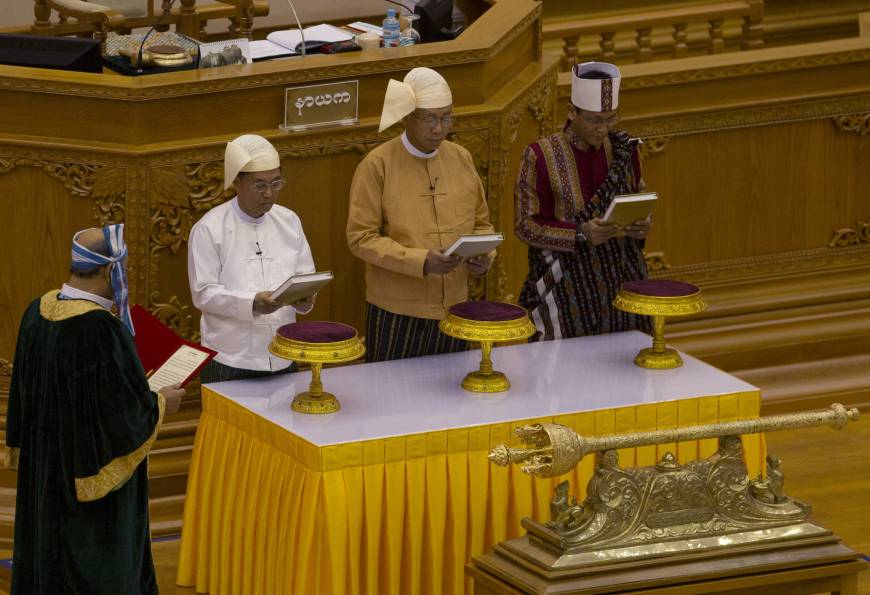 Myanmar new President Htin Kyaw (second right) (photo credit: Asia Pacific) 