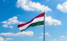 Flag of Hungary (photo credit: Imaresz via pixabay)