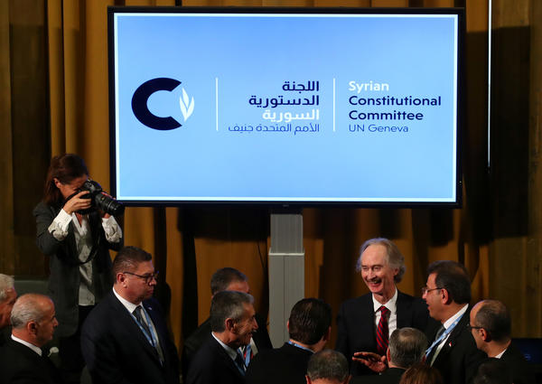 Sign from previous meeting of constitutional committee (photo credit: majalat.org)