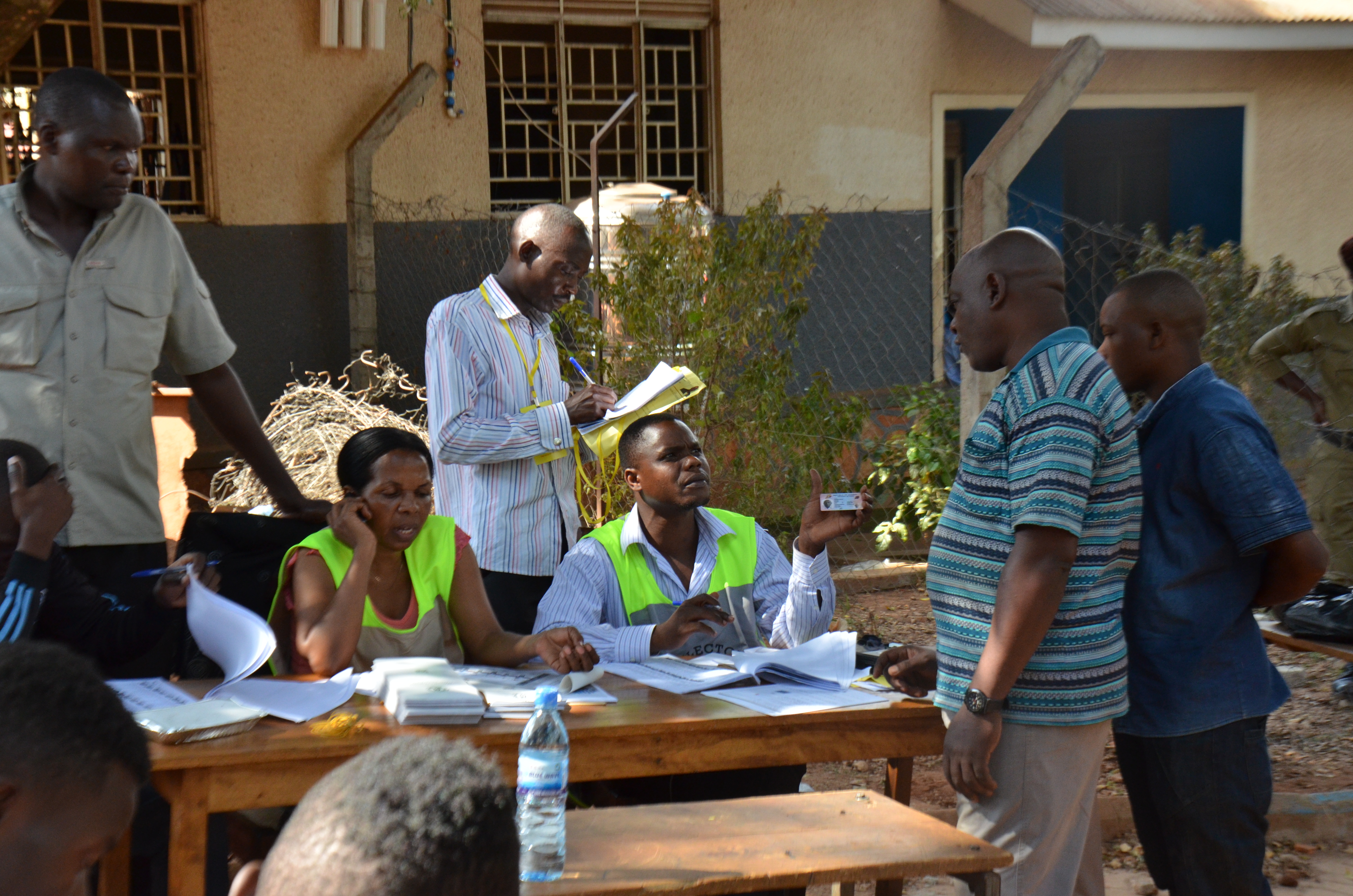 Voting in Uganda, 2016 (photo credit: Commonwealth Secretariat/flickr)