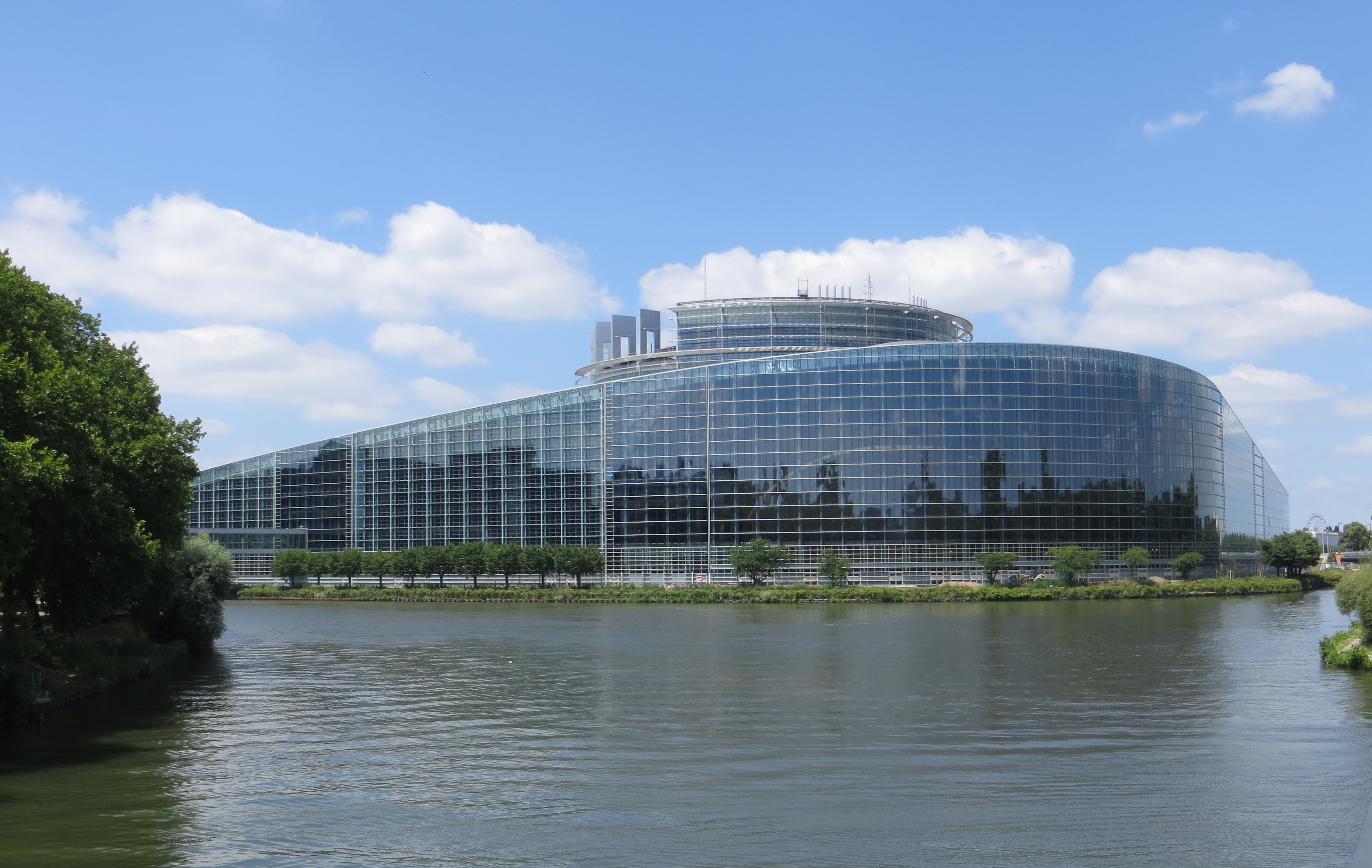 European Parliament in Strasbourg (photo credit: Tim Rawle/flickr)