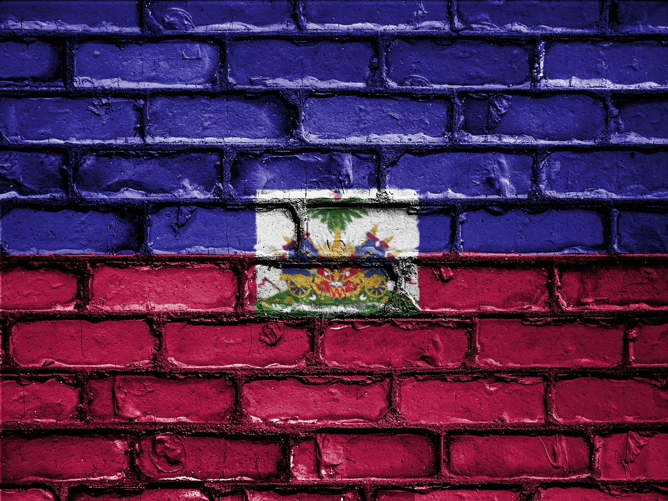 Flag of Haiti (photo credit: David_Peterson via pixabay)