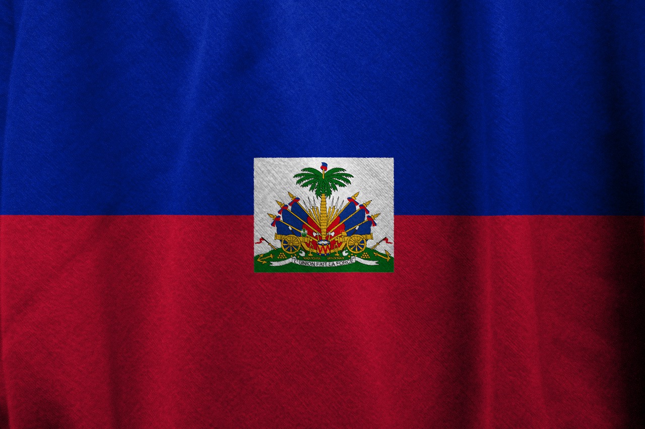 Flag of Haiti (photo credit: TheDigitalArtist via pixapay)