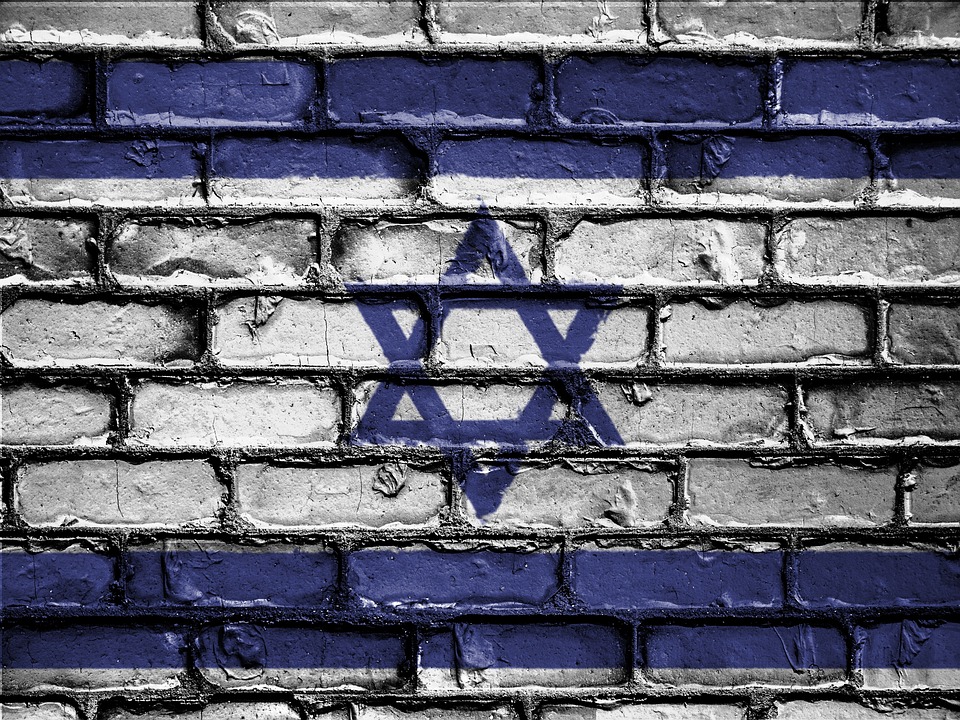 Flag of Israel (photo credit: David_Peterson via pixabay)