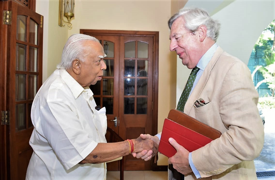 Member of the European Parliament and of the Friends of Sri Lanka group in the European Parliament Hon Geoffrey Van Orden met with TNA today in Colombo (photo credit: TNA)