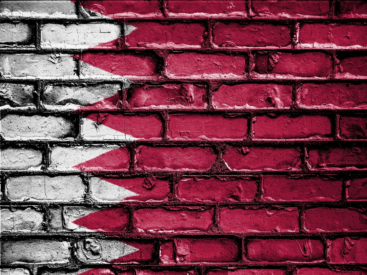 Flag of Bahrain (photo credit: David_Peterson via pixabay)