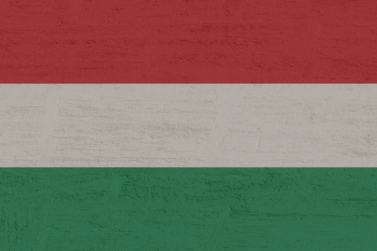 Flag of Hungary (photo credit: Kaufdex via pixabay)