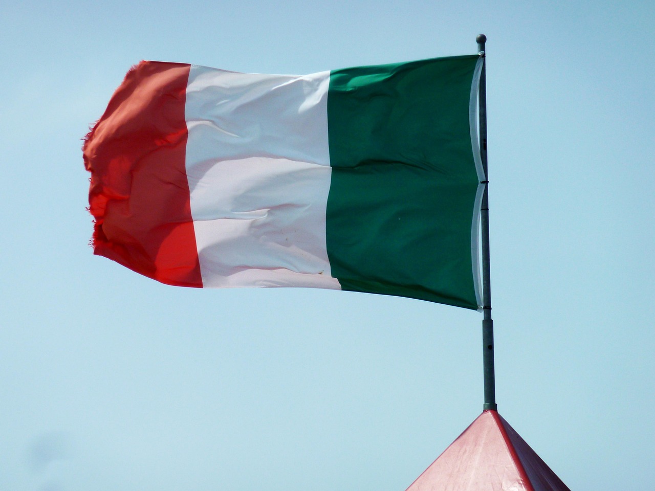 Flag of Italy (photo credit: moritz320 via pixabay)