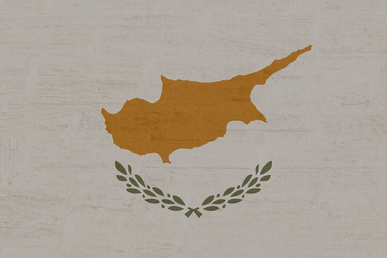Flag of Cyprus (photo credit: Kaufdex via pixabay)