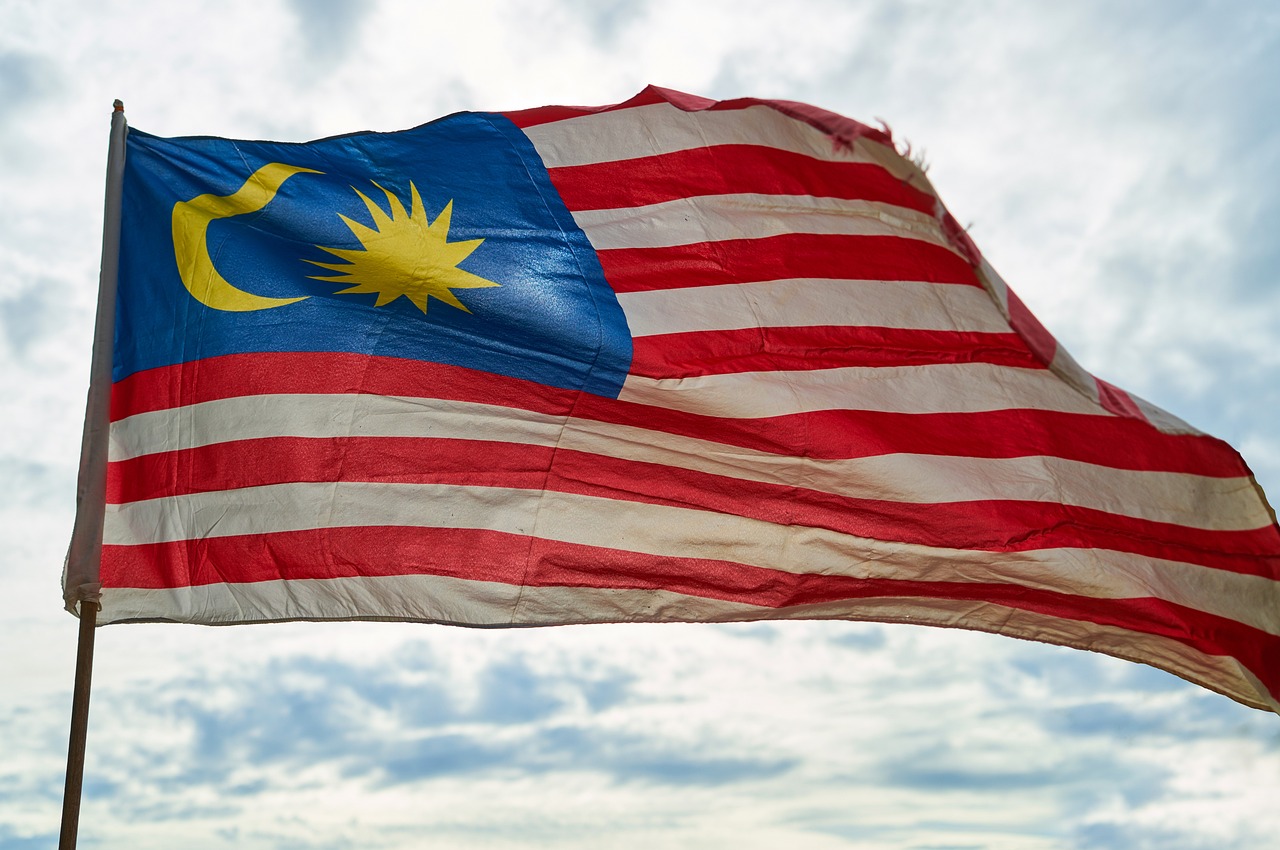 Flag of Malaysia (photo credit: Engin_Akyurt via pixabay)