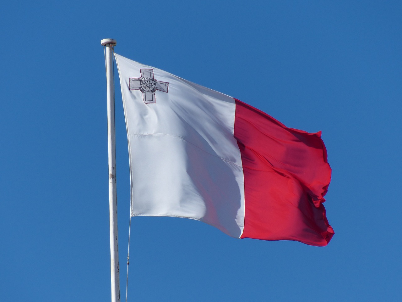 Flag of Malta (photo credit: pixabairis via pixabay)