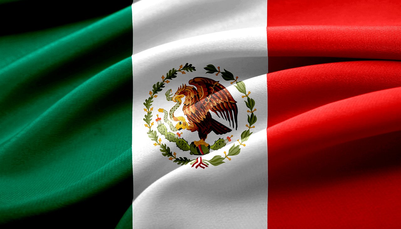 Flag of Mexico (photo credit: JoeBamz via pixabay)