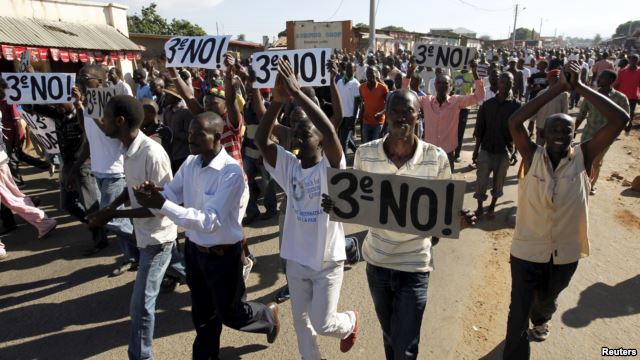 protest against the third term of President Nkurunziza in Burundi (photo credit: Reuters)