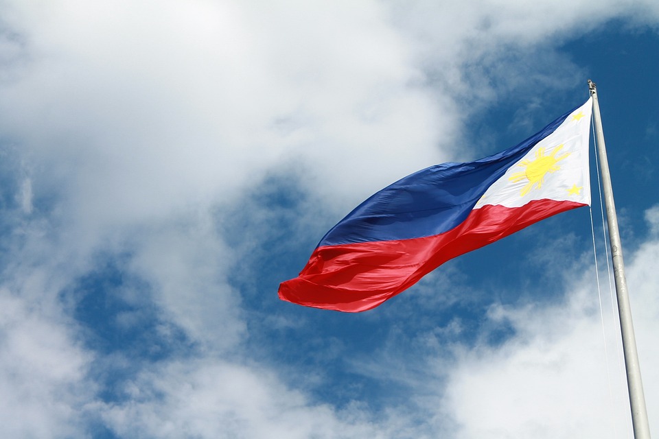 Flag of the Philippines (photo credit: titus_jr0 via pixabay)