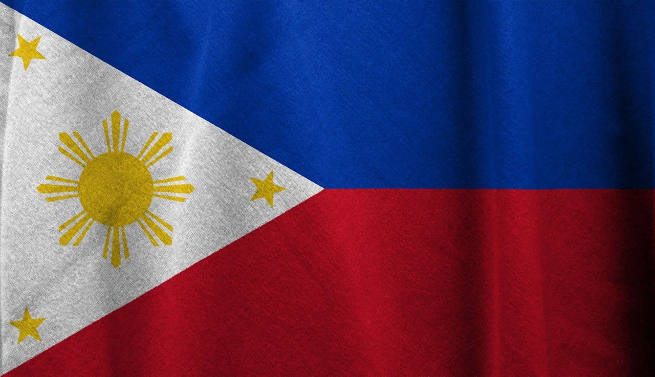 Flag of the Philippines (photo credit: TheDigitalArtist via pixabay)