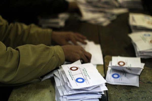 المصريون في الخارج يصوتون غدًا على دستورهم الجديد