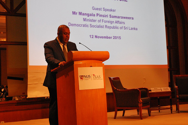 Foreign Minister Mangala Samaraweera delivering a lecture at the National University of Singapore (photo credit: Lanka Business Online)