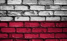 Flag of Poland (photo credit: David_Peterson via pixabay)