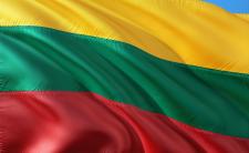 Flag of Lithuania (photo credit: jorono via pixabay)
