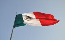 Flag of Mexico (photo credit: MariaLR via pixabay)