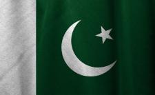 Flag of Pakistan (photo credit: TheDigitalArtist via pixabay)