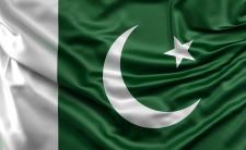 Flag of Pakistan (photo credit: qkcreativity92 via pixabay)