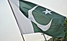 Flag of Pakistan (photo credit: SyedWasiqShah via pixabay)