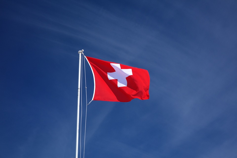 Flag of Switzerland (photo credit: Hans via pixabay)