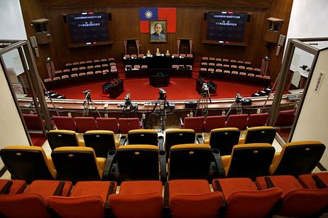 Taiwan's legislature (photo credit: Reuters / Tyrone Siu)