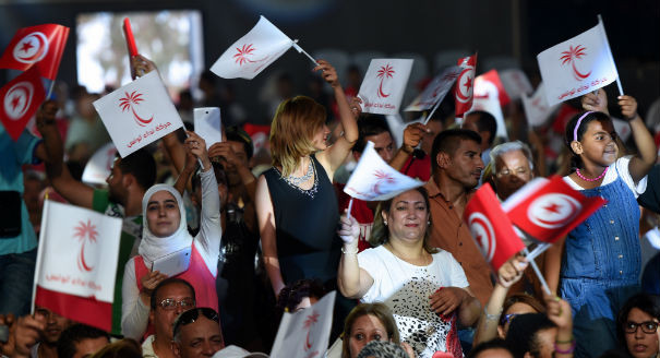 Tunisians will return to the polls on December 21 for the second round of presidential elections